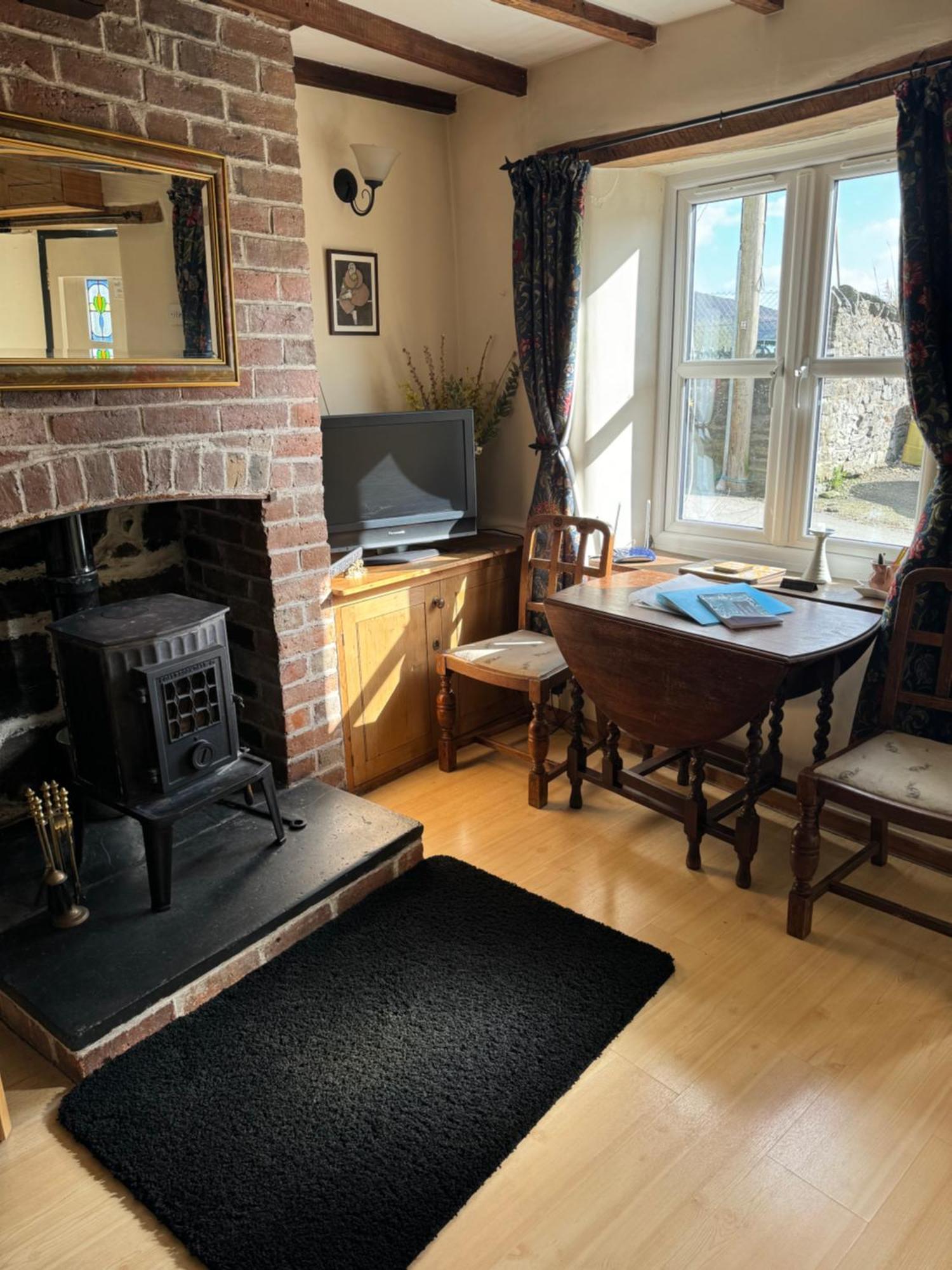 Annie'S Cottage Llanrhaeadr-ym-Mochnant エクステリア 写真